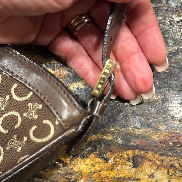 Celine Brown Shoulder Bag with Geometric Pattern - Picture 3 of 13